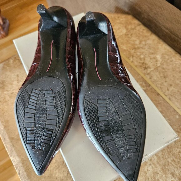 BANDOLINO SHOES, WINE COLOR, SIZE 7.5 - Picture 3 of 8